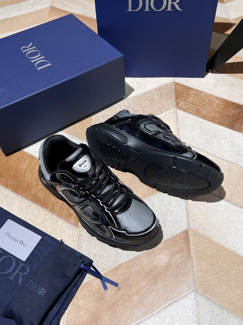 Unisex sneakers