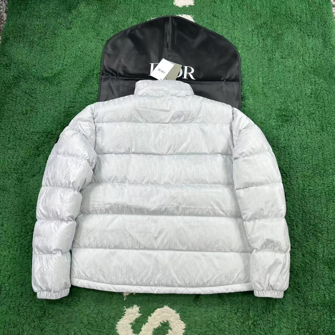 PUFFER JACKET