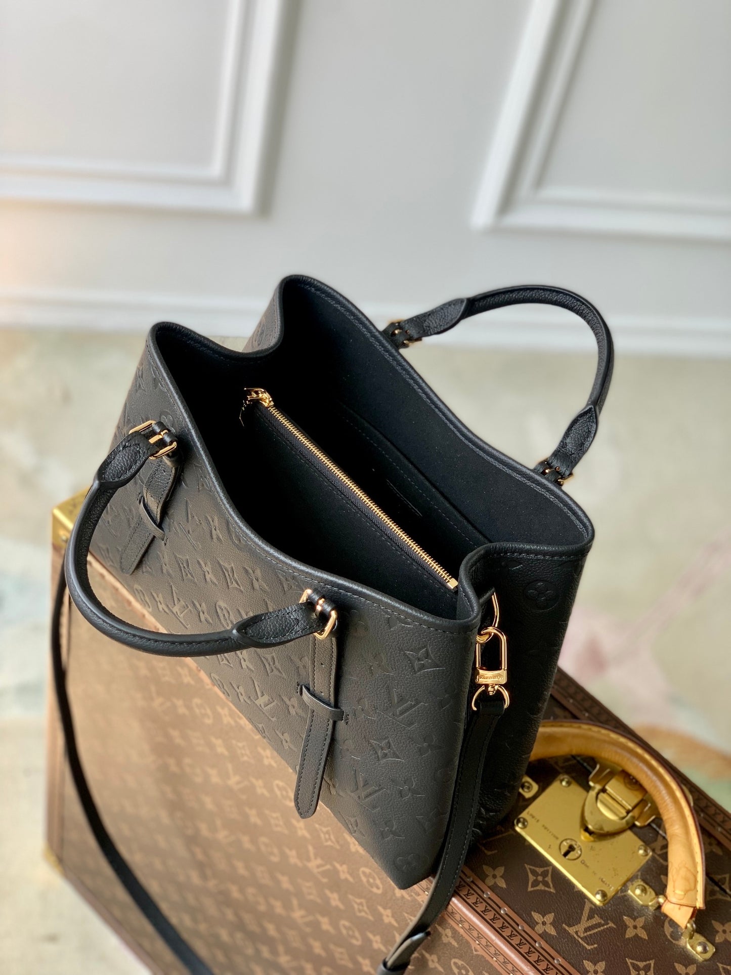 Women bag
