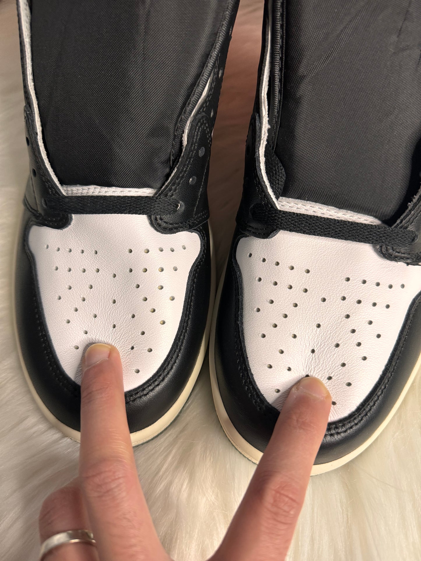 Unisex Sneakers
