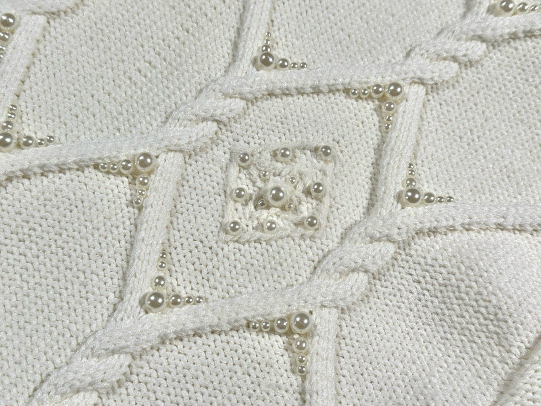 HIGH END SWEATER