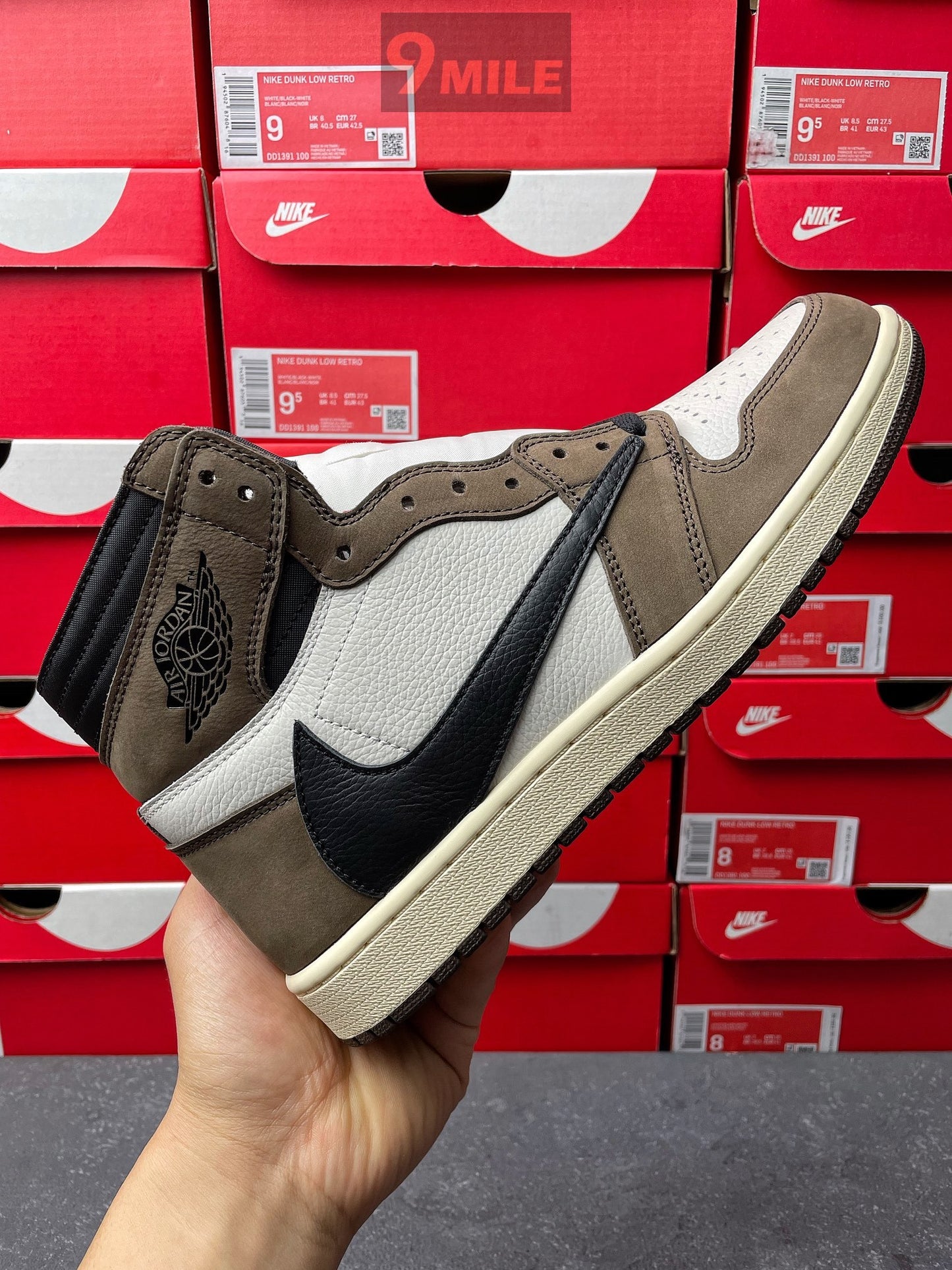 Unisex sneakers