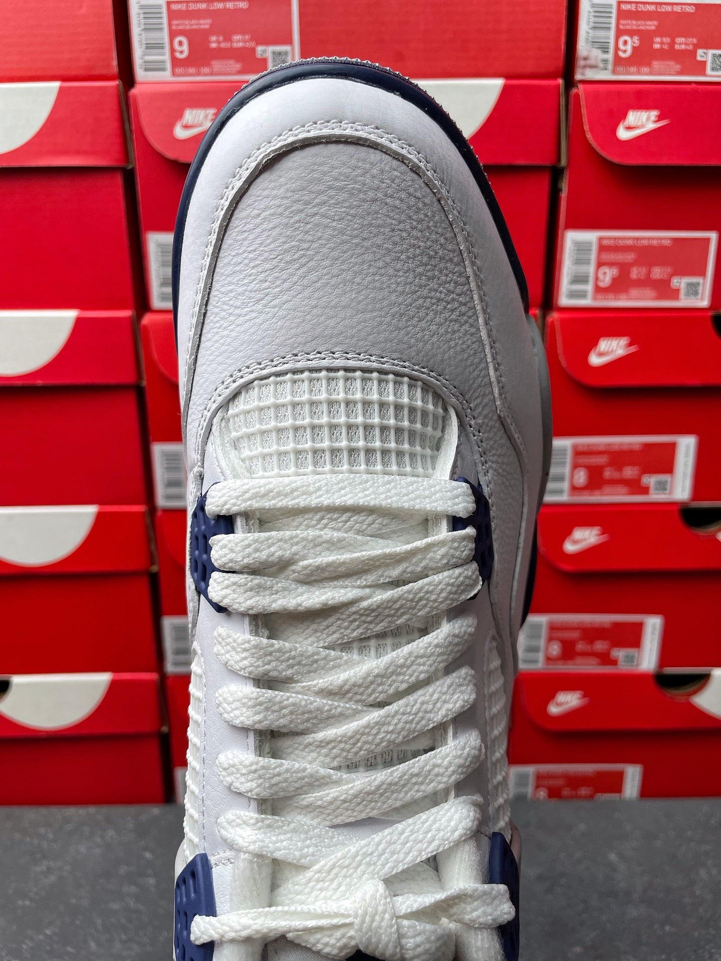 Unisex sneakers