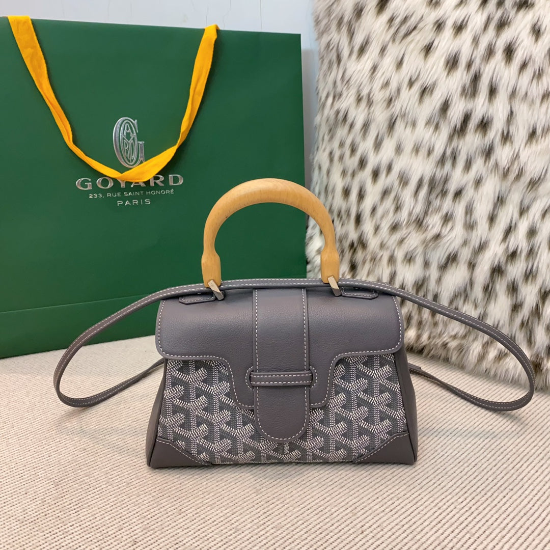 Women bag