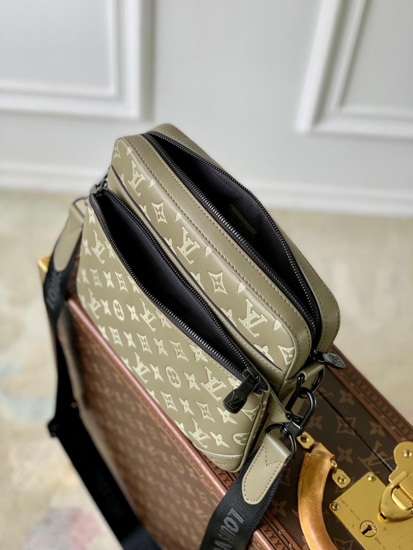 Men bag high quality
