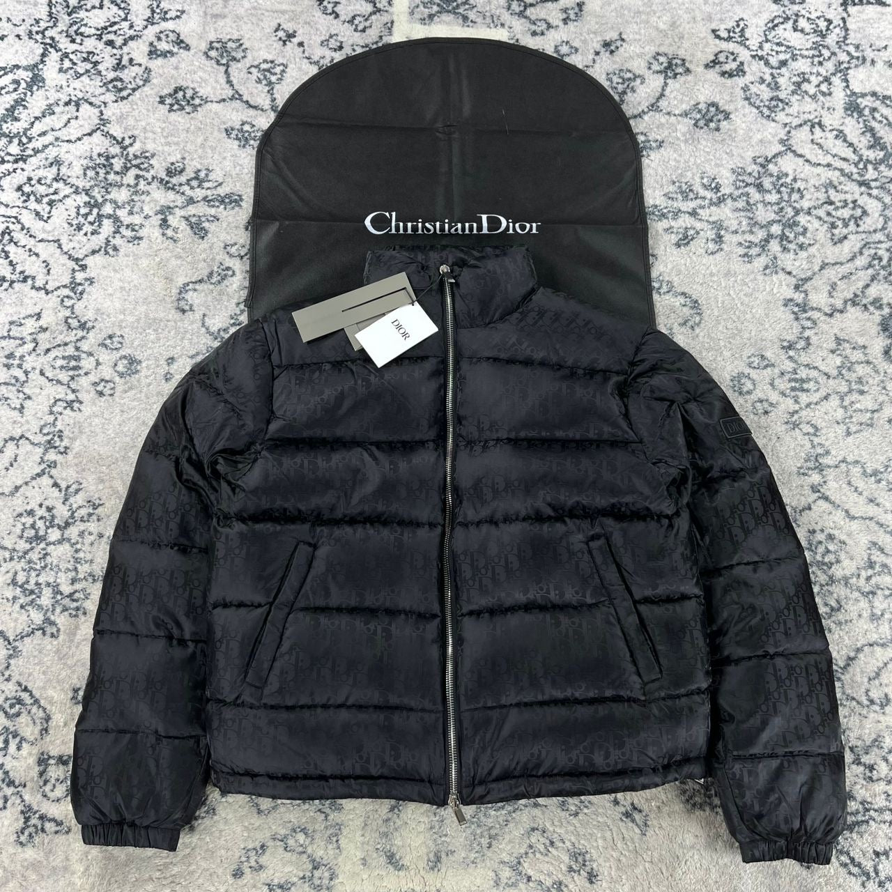 PUFFER JACKET