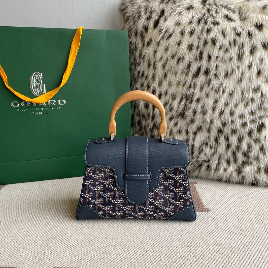 Women bag
