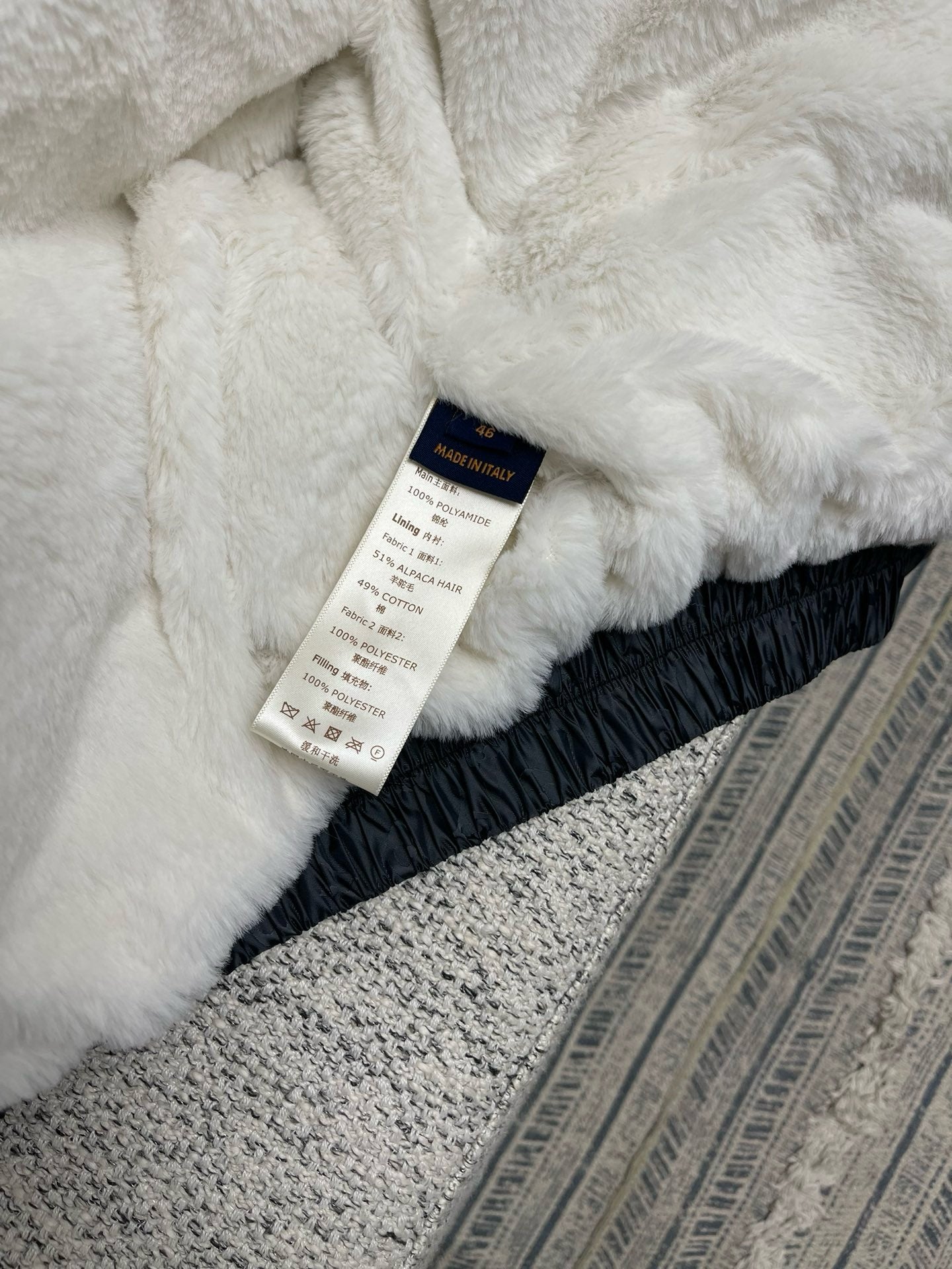 PUFFER JACKET