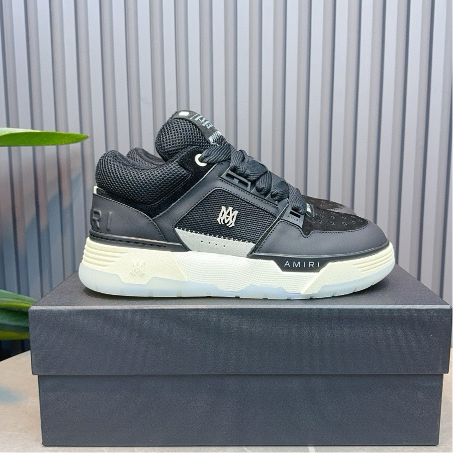 Unisex sneakers
