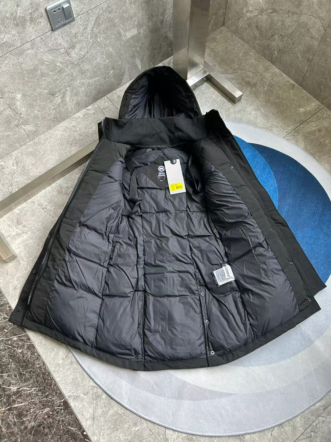 WOMEN PARKA JACKET
