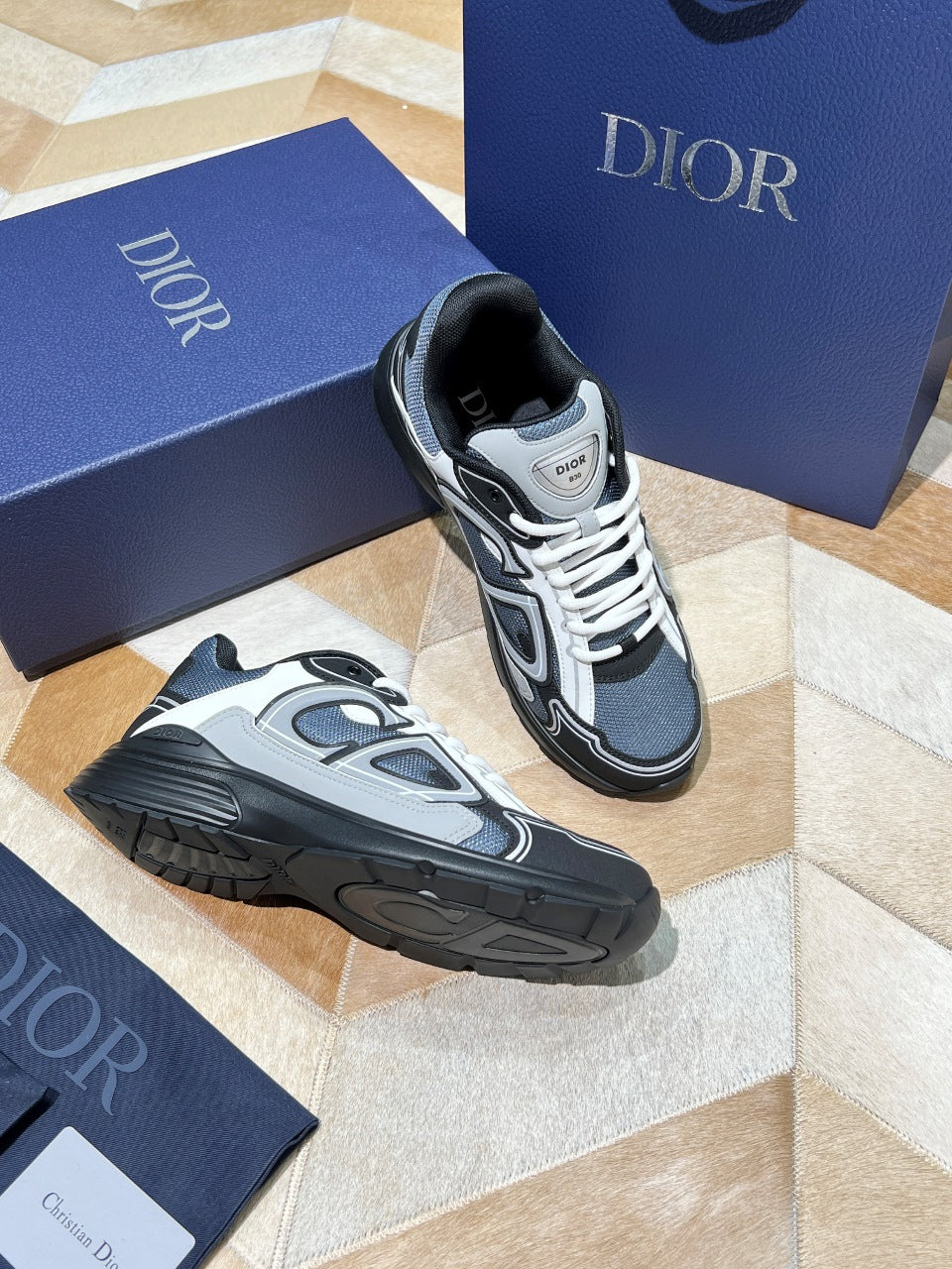 Unisex sneakers (5 colors)