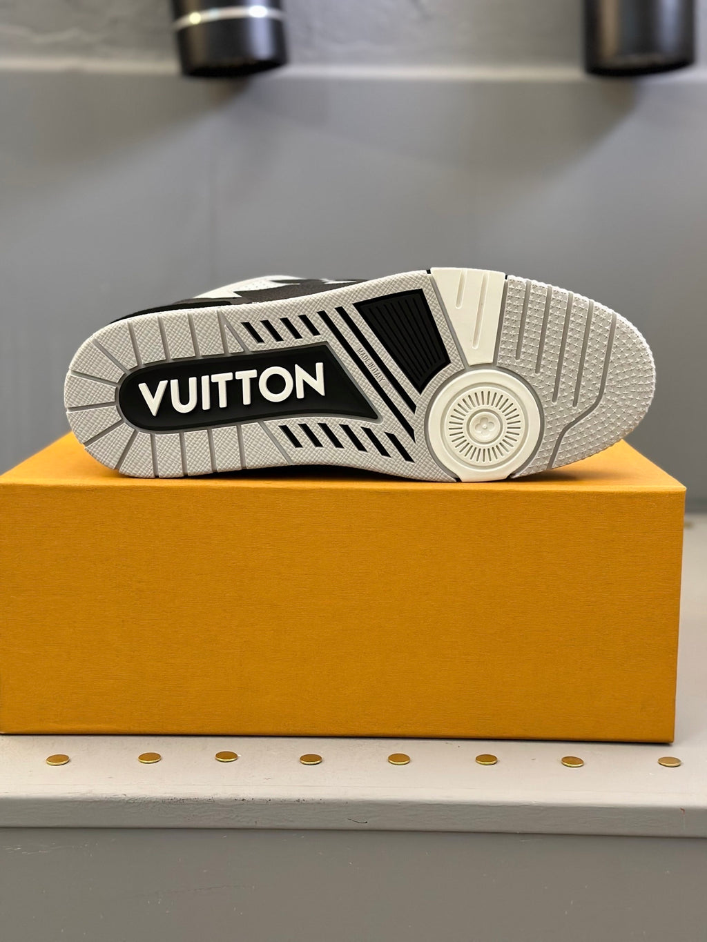 UNISEX SNEAKERS