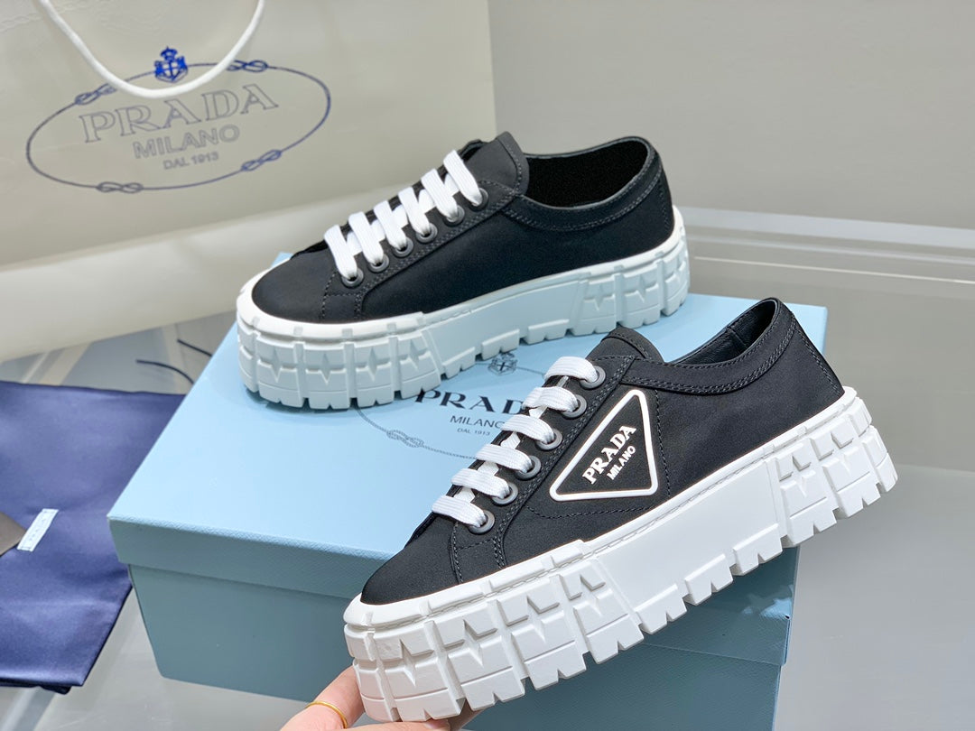 WOMEN SNEAKERS (5 COLORS)