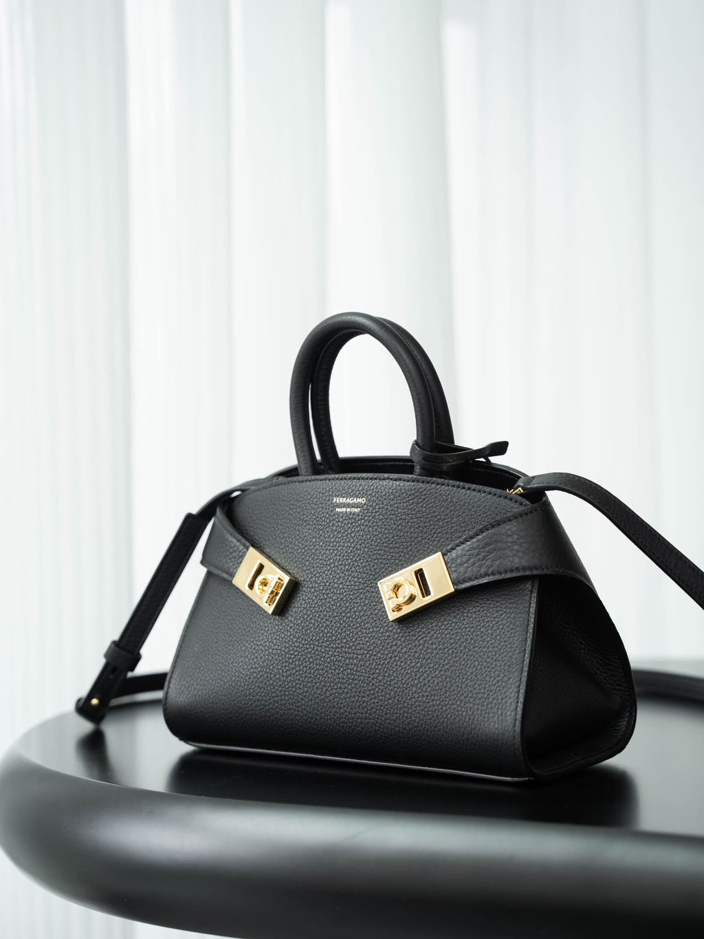 Women bag