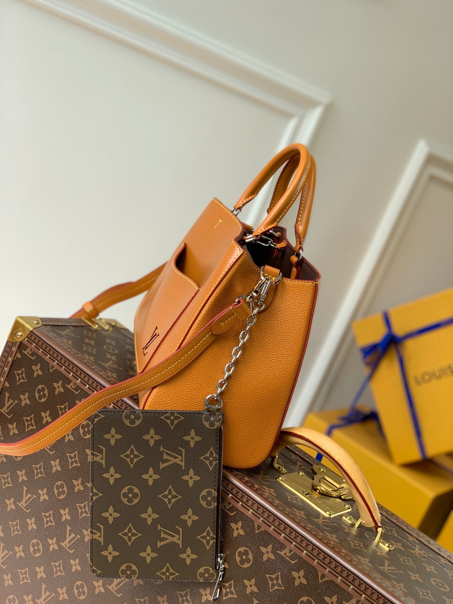 Women bag