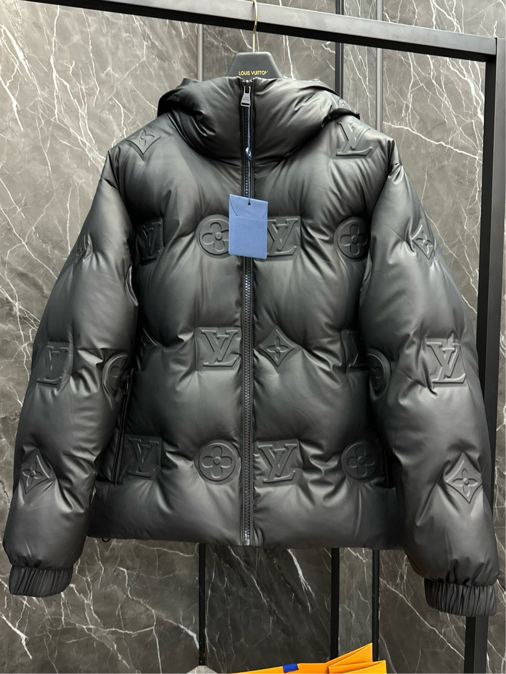 PUFFER JACKET