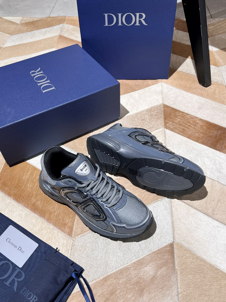 Unisex sneakers