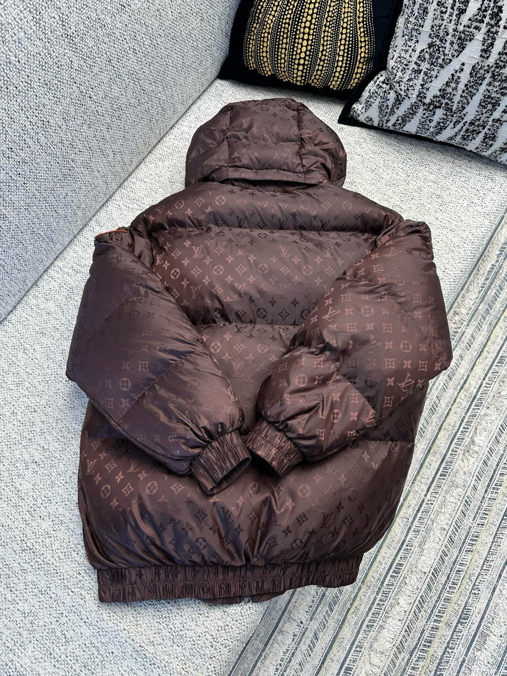 PUFFER JACKET