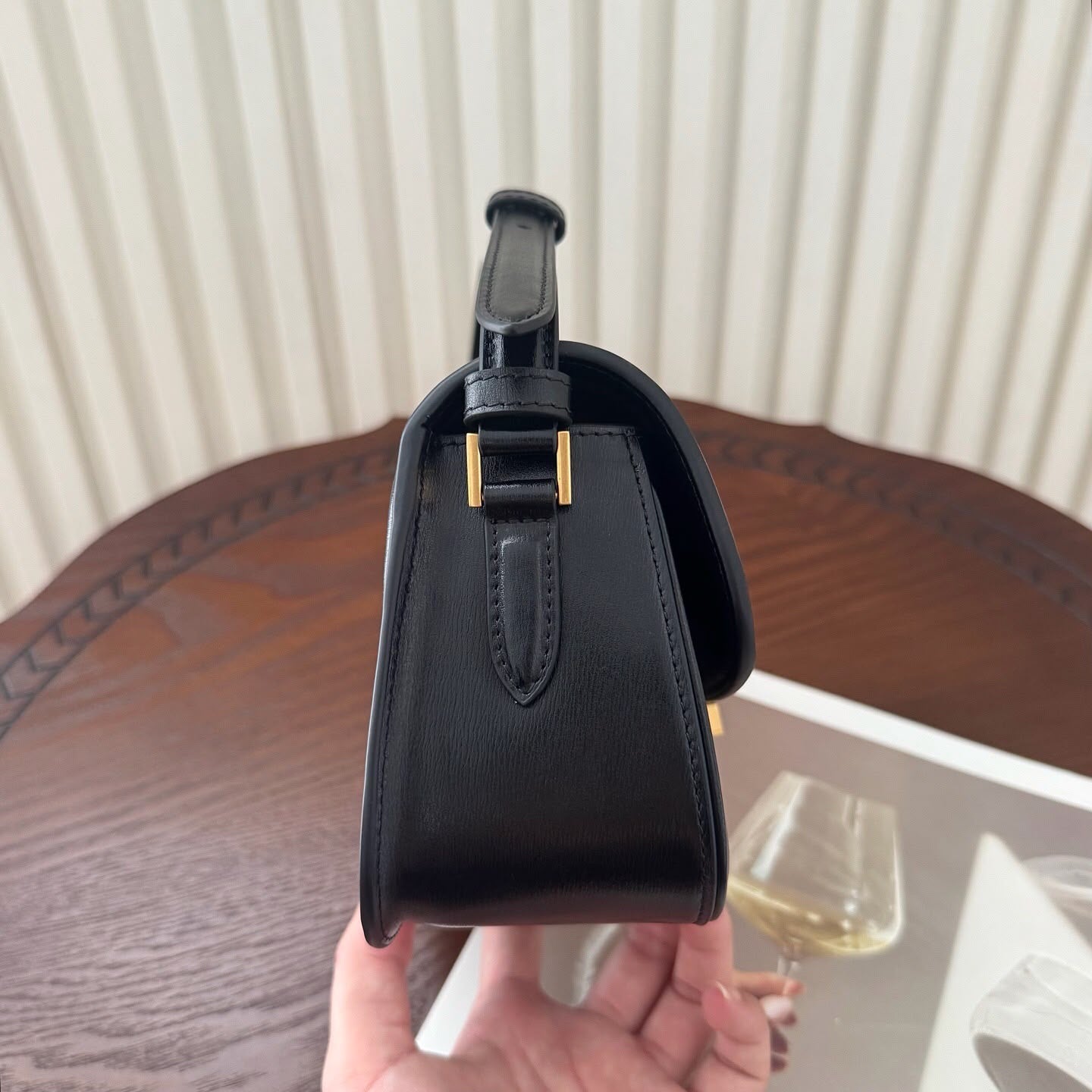 Women bag