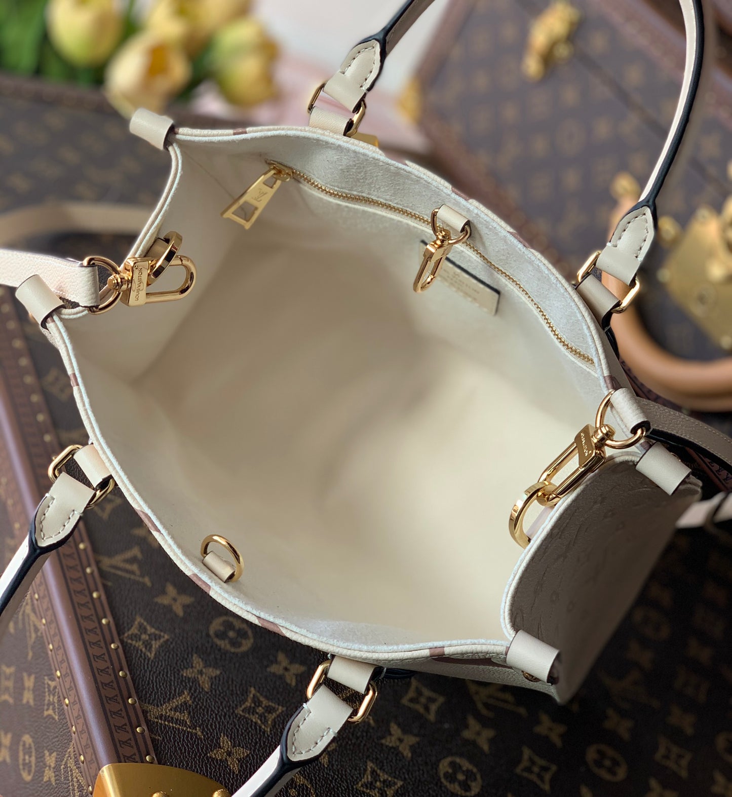 Women bag tote Onthego