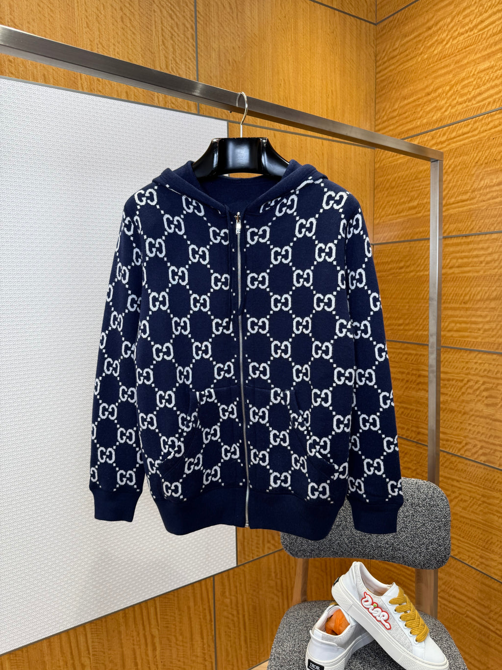 REVERSIBLE HOODIE