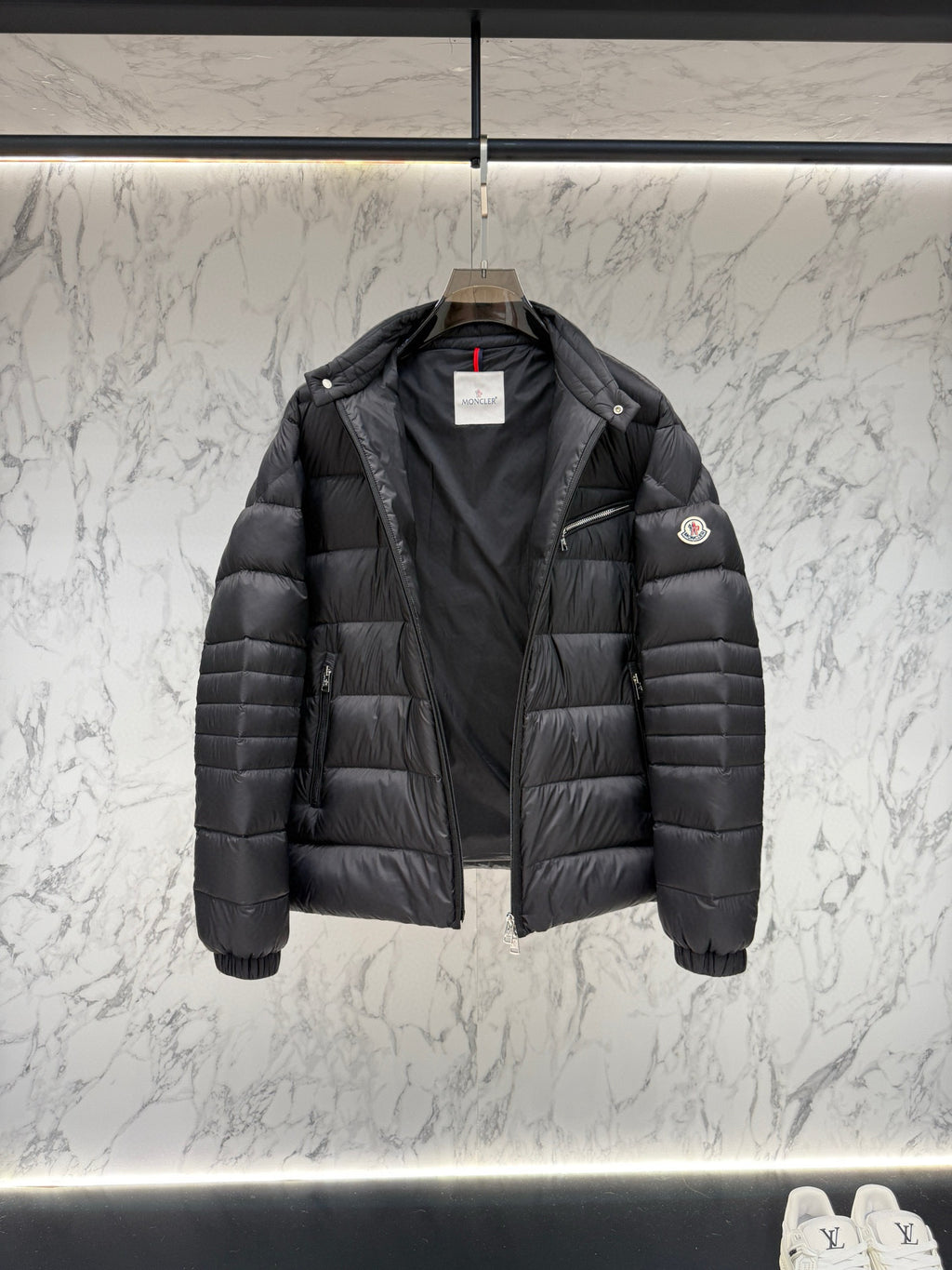 PUFFER JACKET