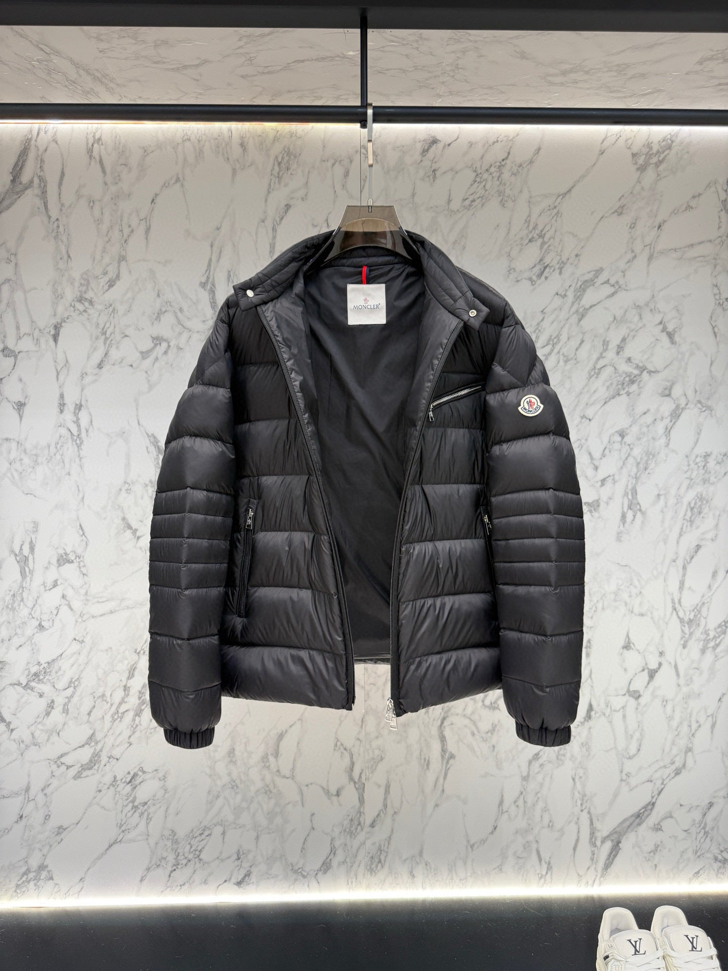 PUFFER JACKET