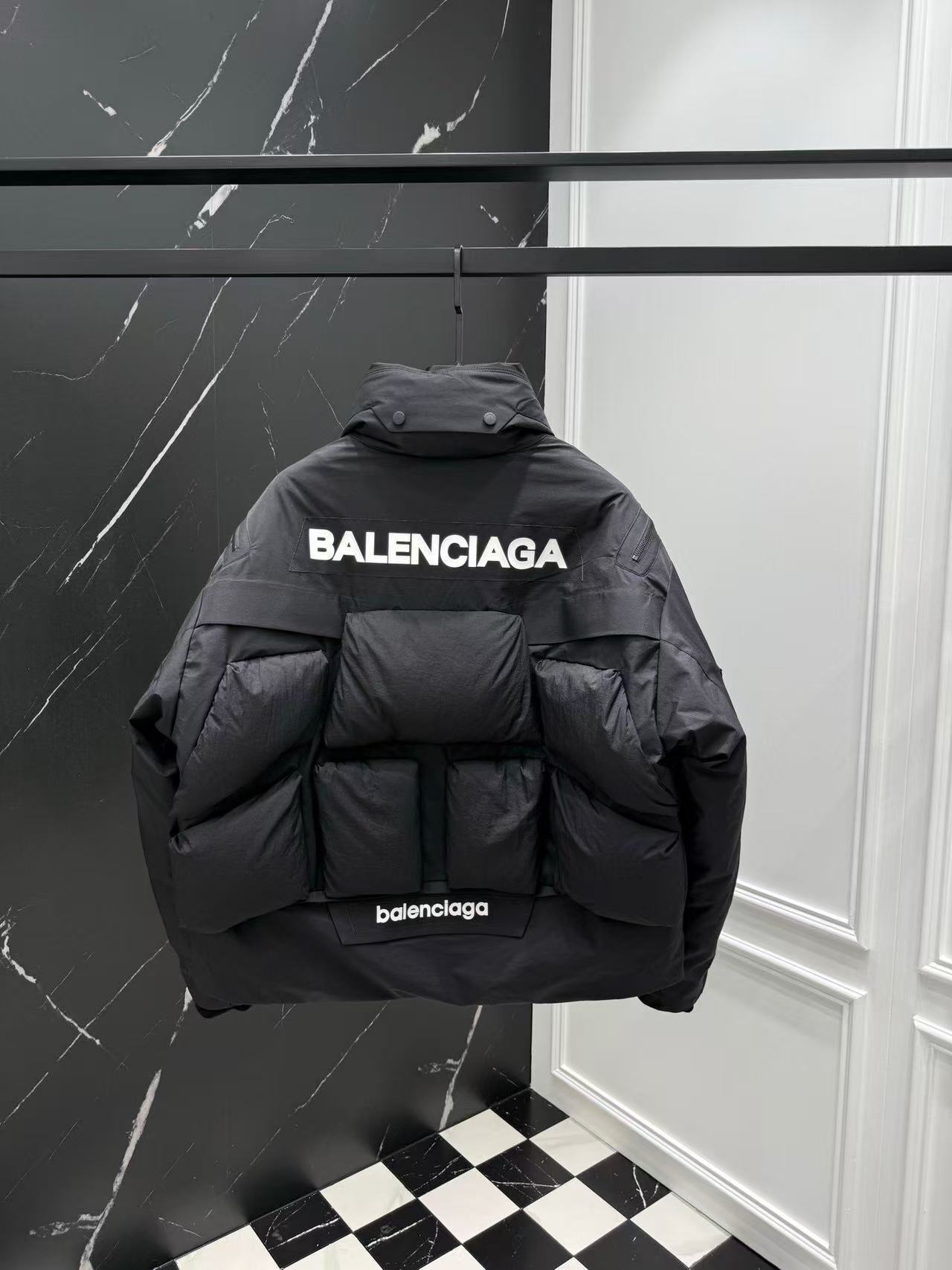 PUFFER JACKET