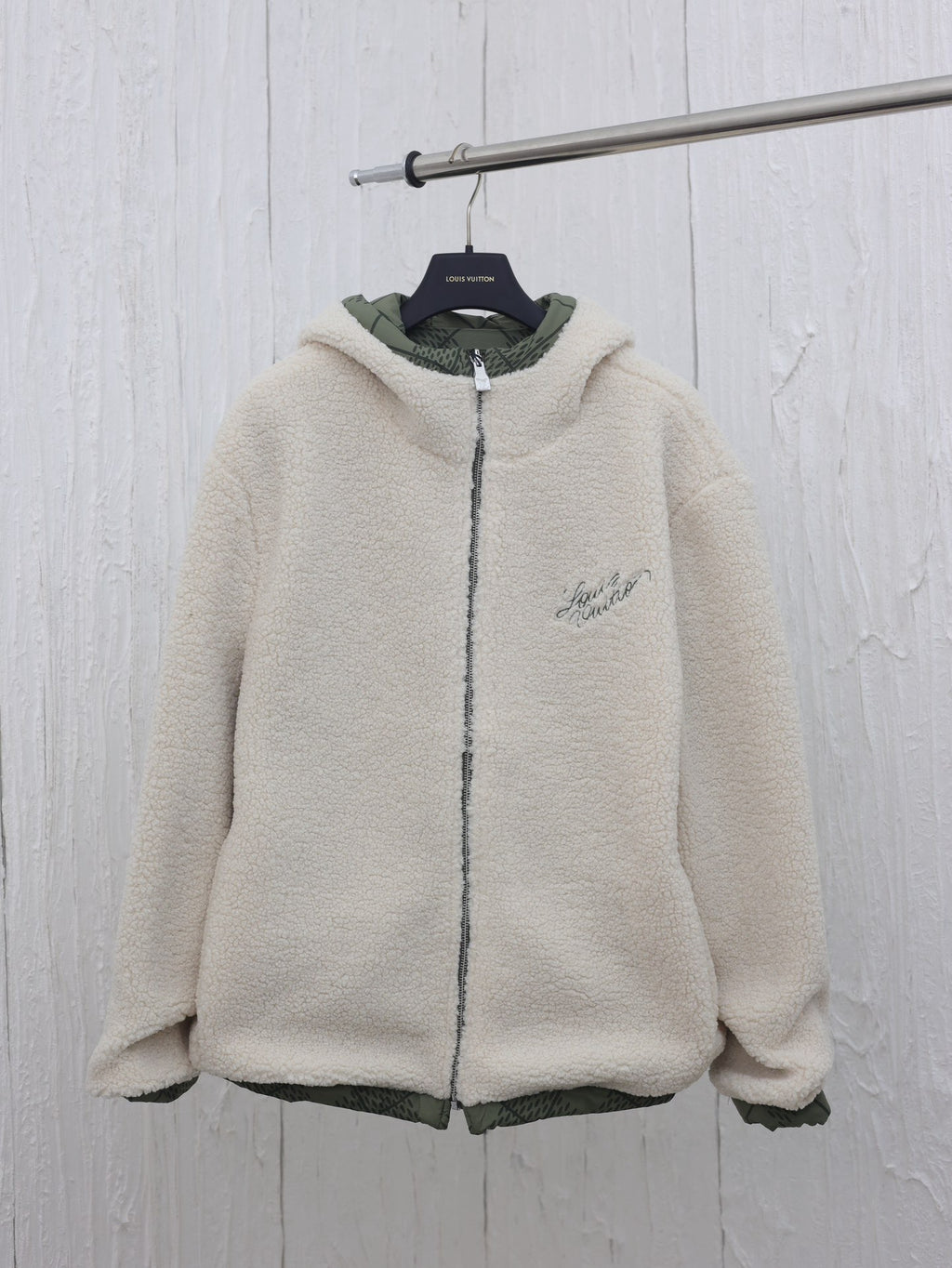 Reversible zipper hoodie