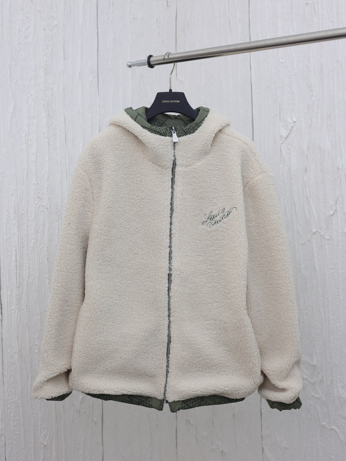 Reversible zipper hoodie