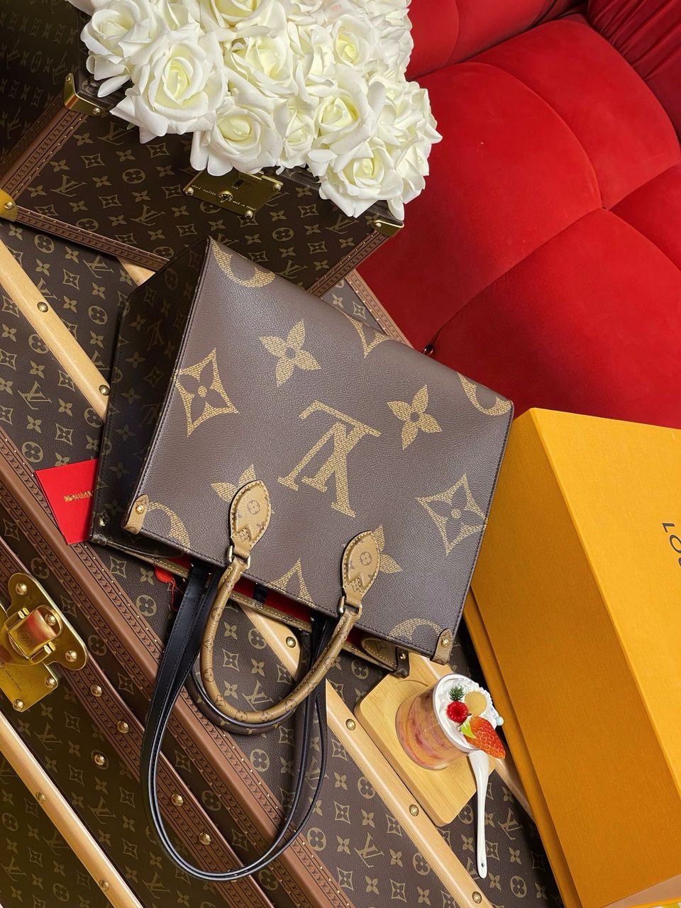 Women bag tote