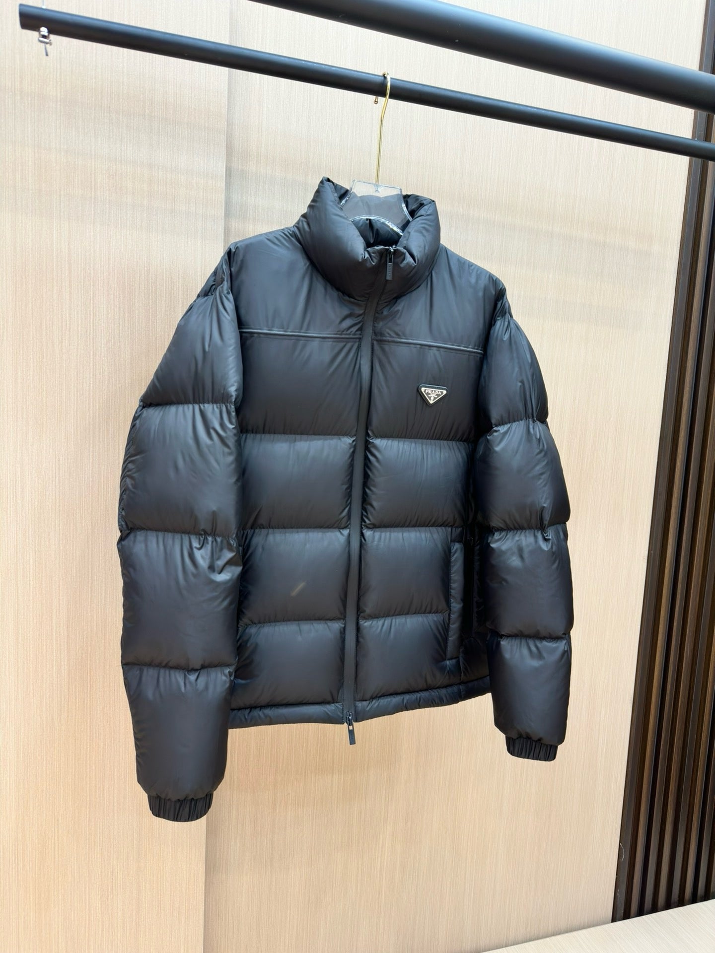 PUFFER JACKET