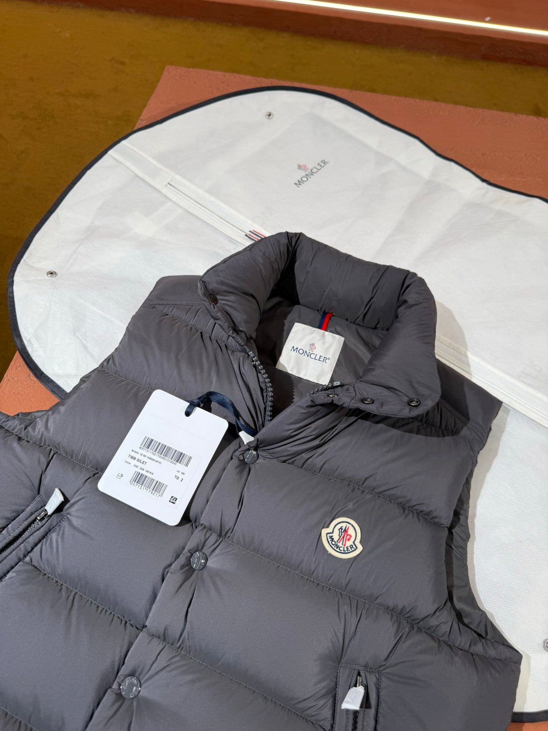 vest