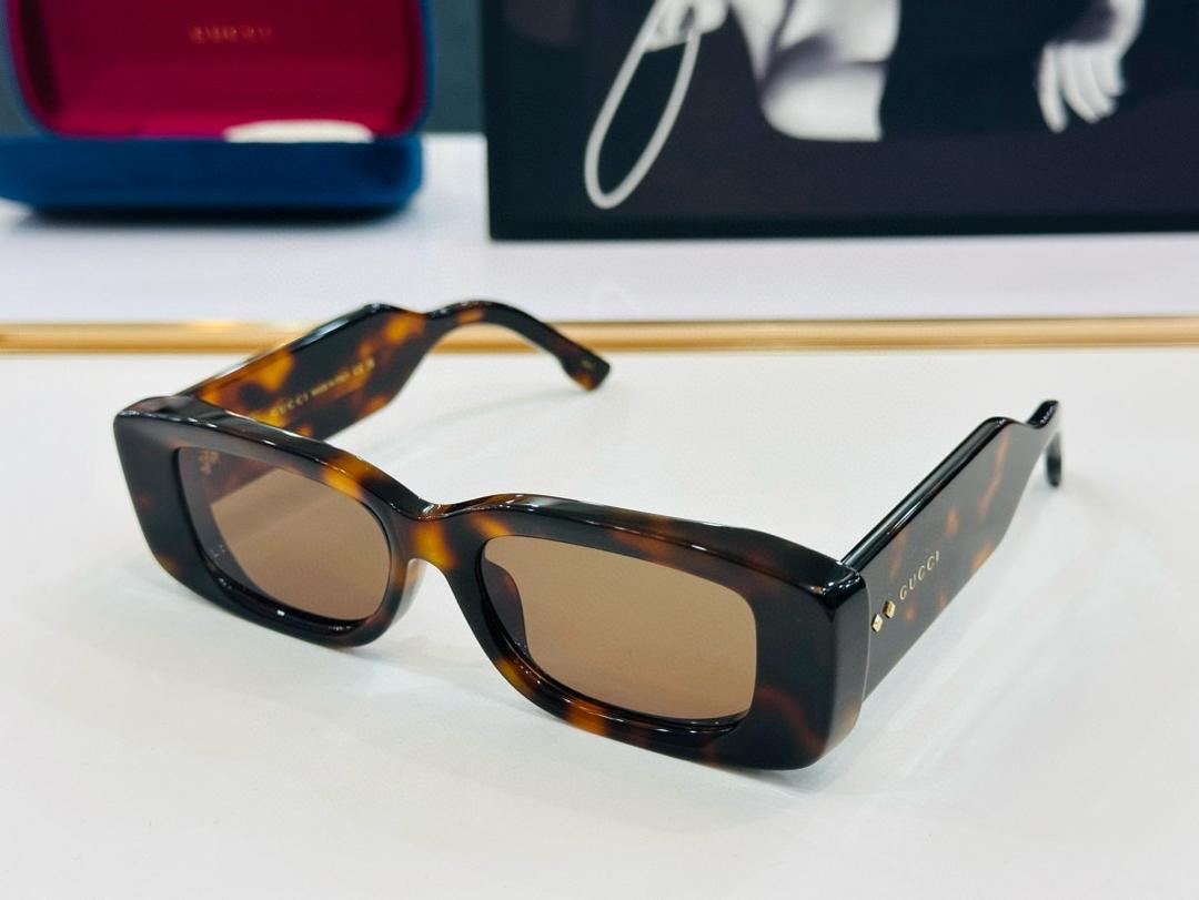 Women sunglasses