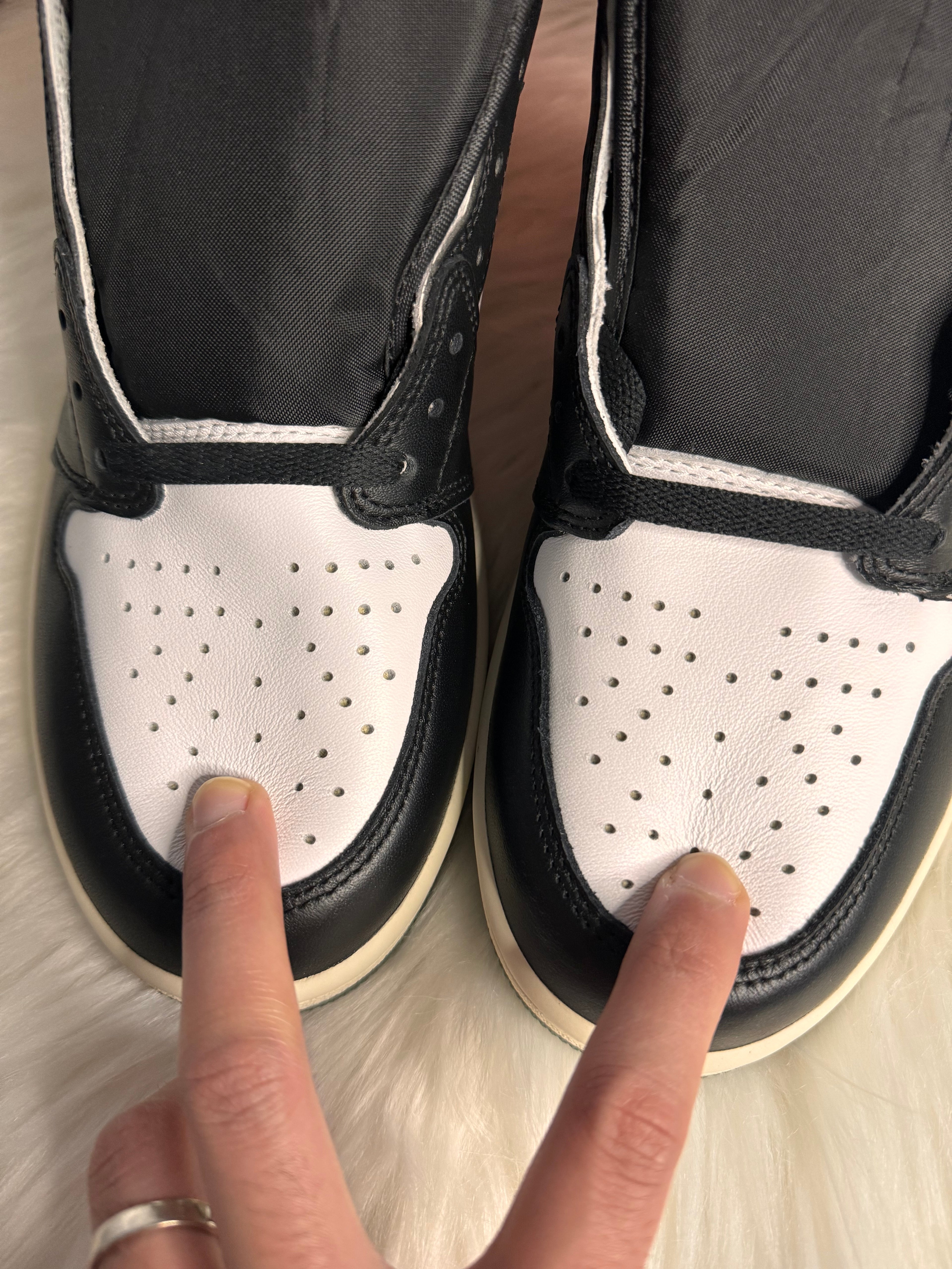 Unisex Sneakers