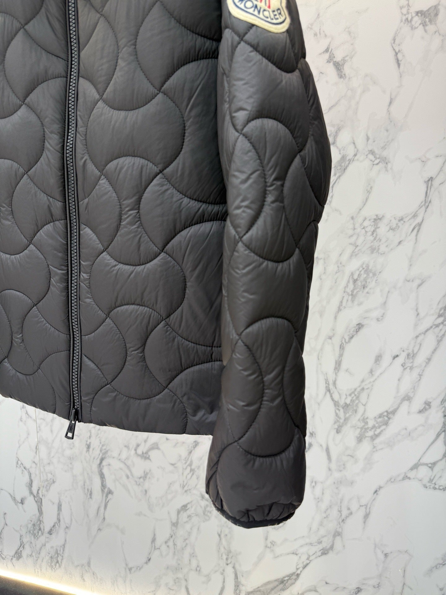 PUFFER JACKET