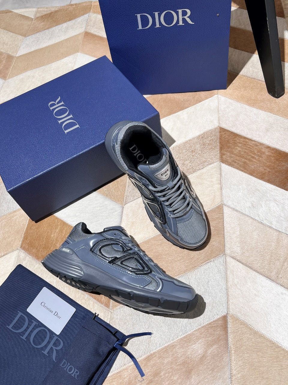 Unisex sneakers