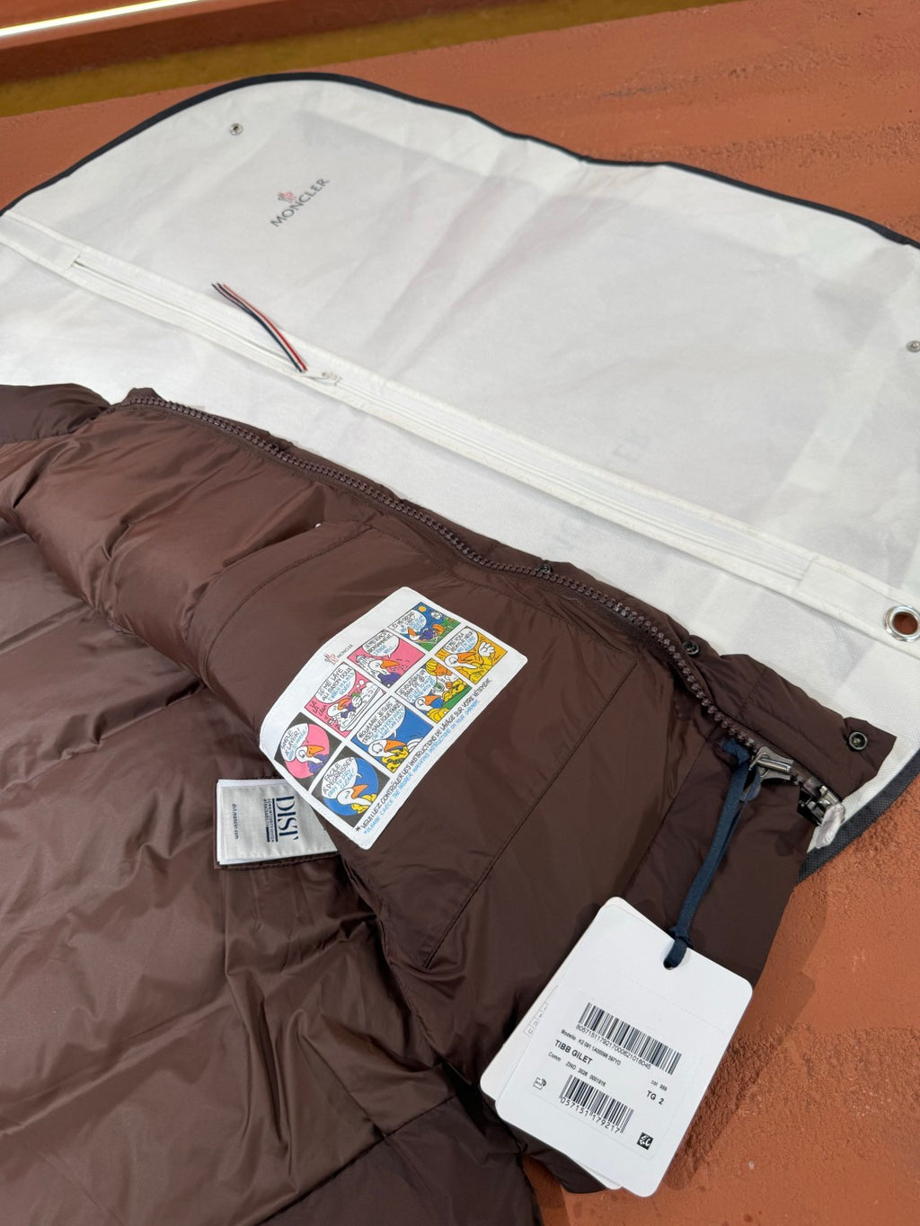 vest