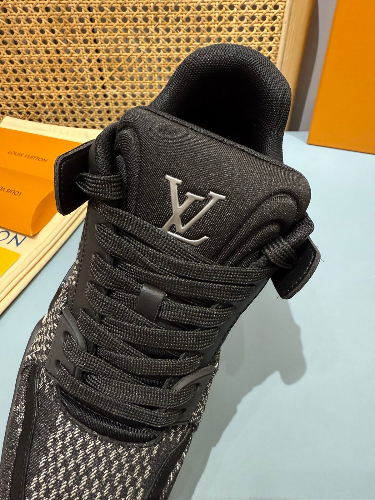 Sneakers