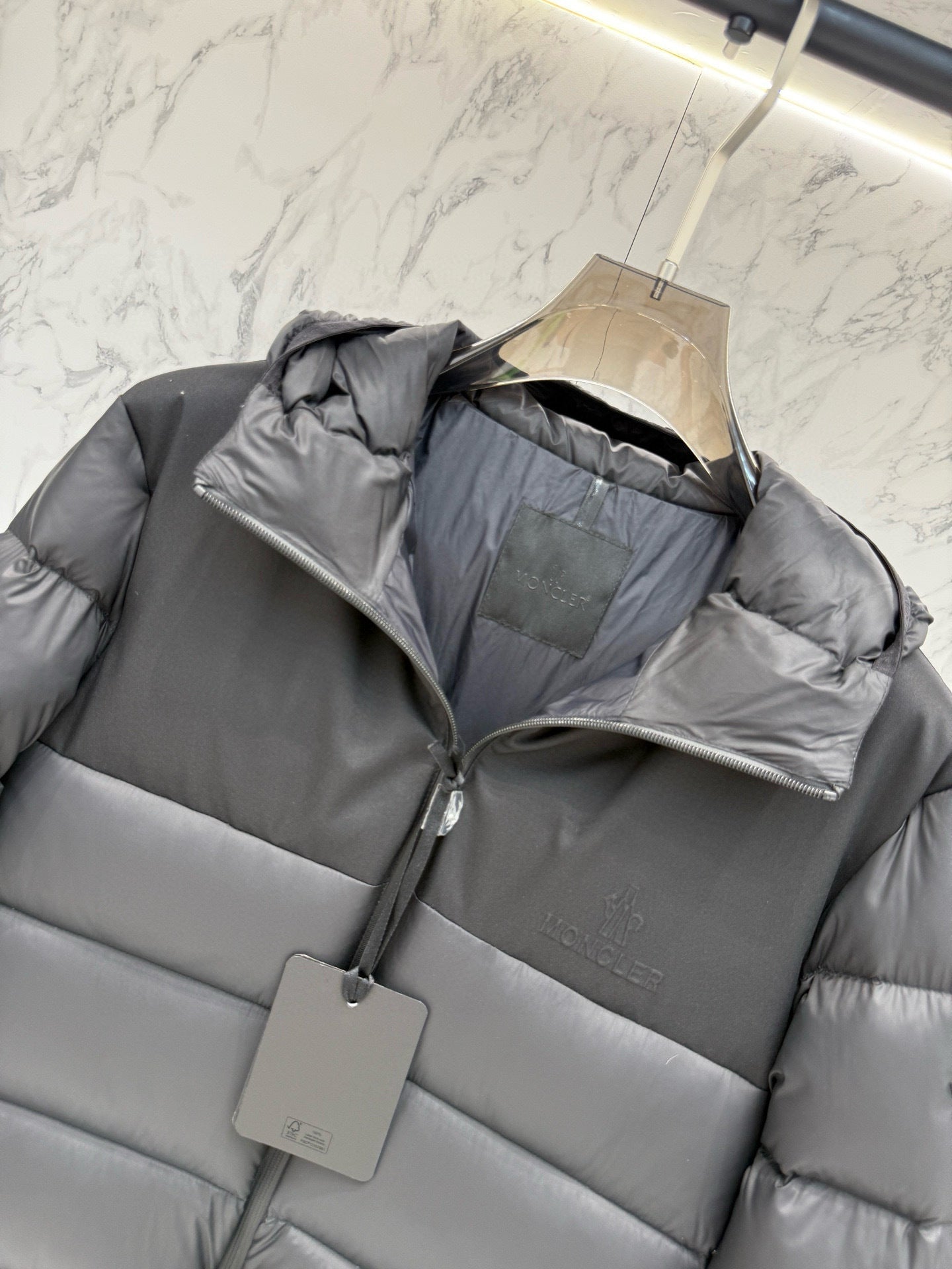PUFFER JACKET