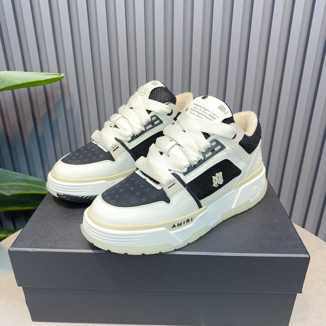 Unisex sneakers
