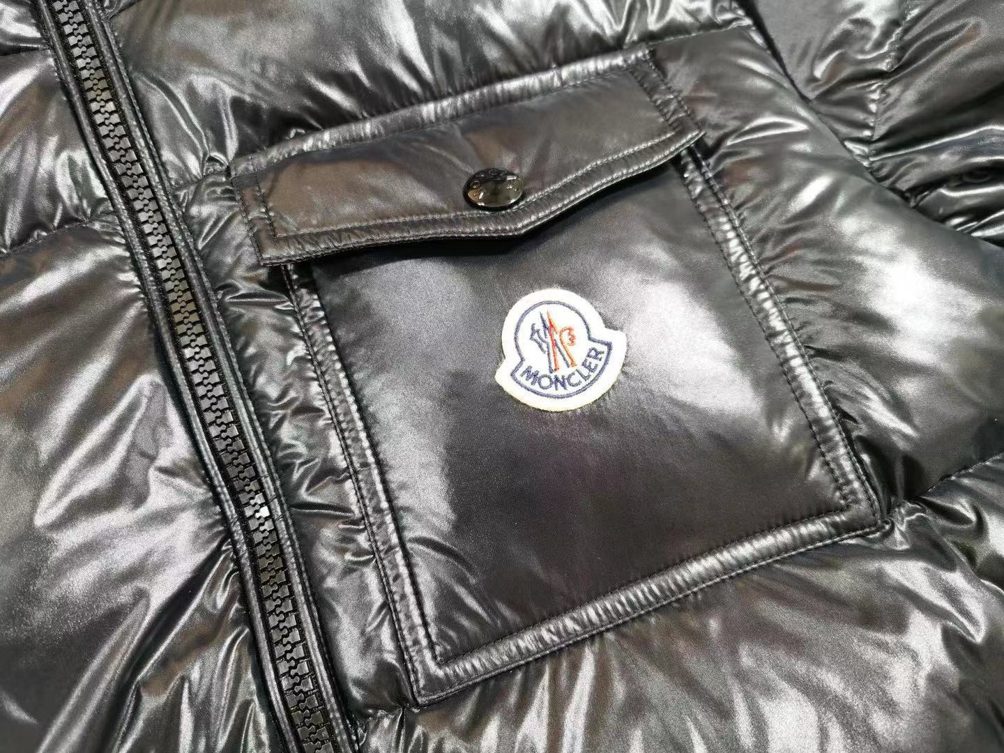 MEN PUFFER JACKET