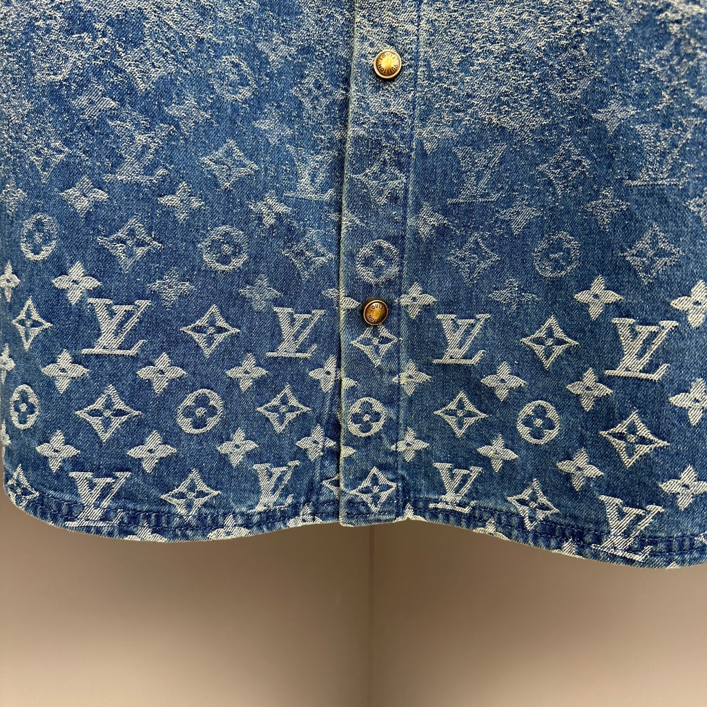 HALF SLEEVE SHIRT