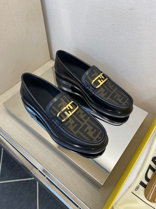 MEN LOAFERS