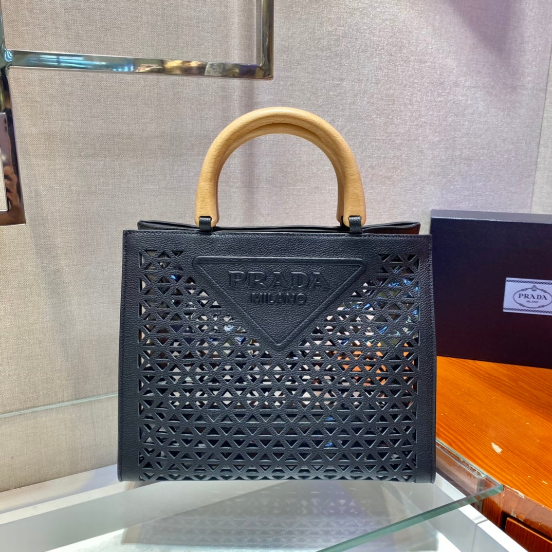 Women bag