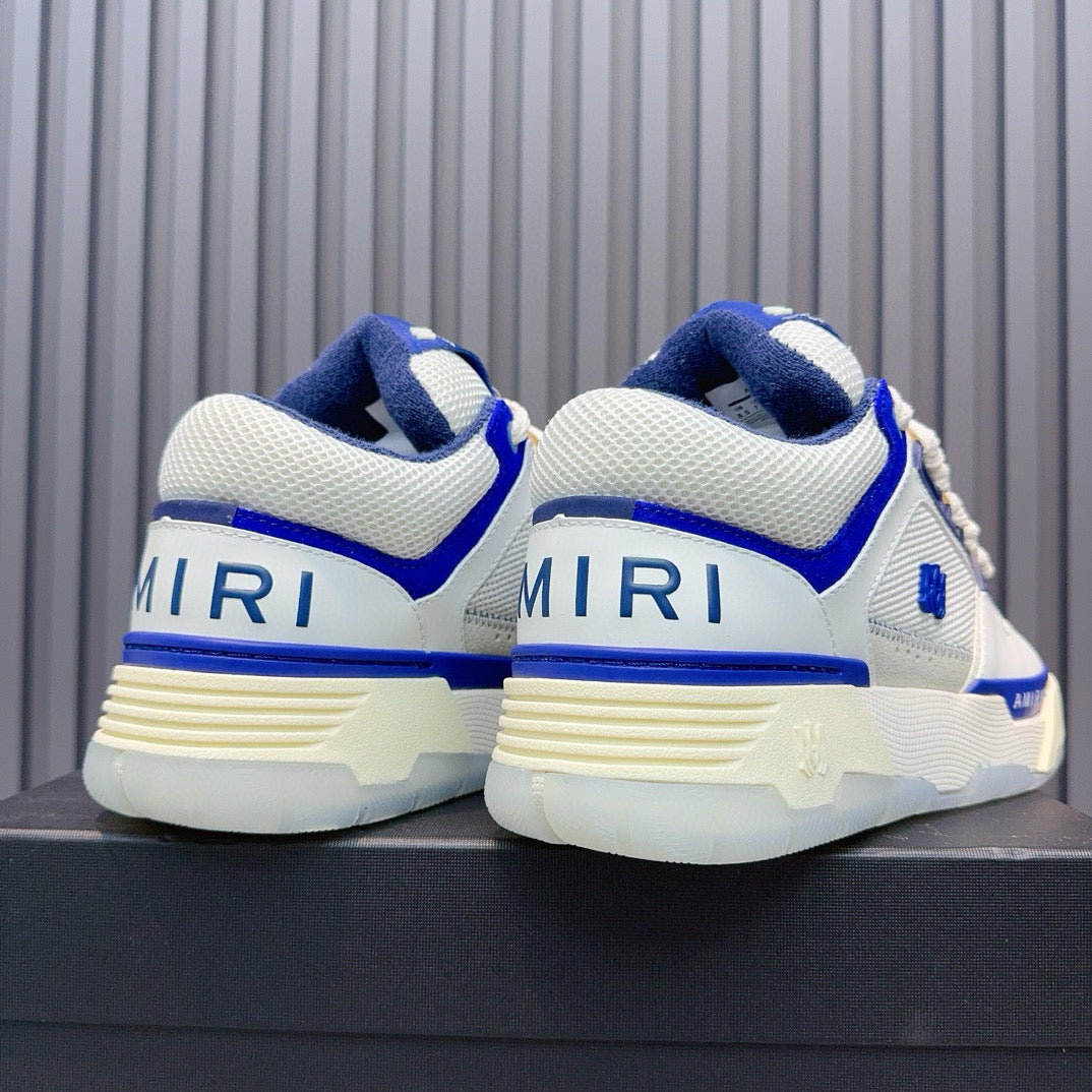 Unisex sneakers