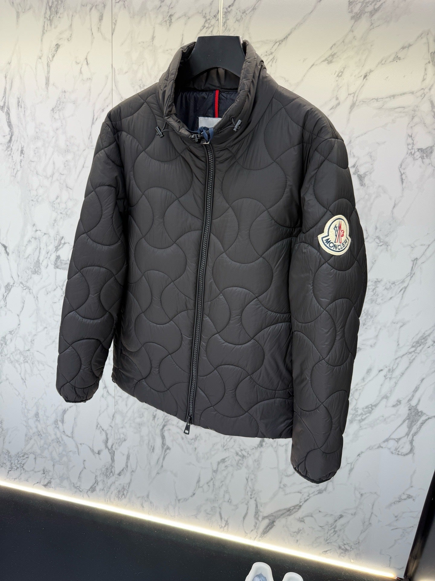 PUFFER JACKET