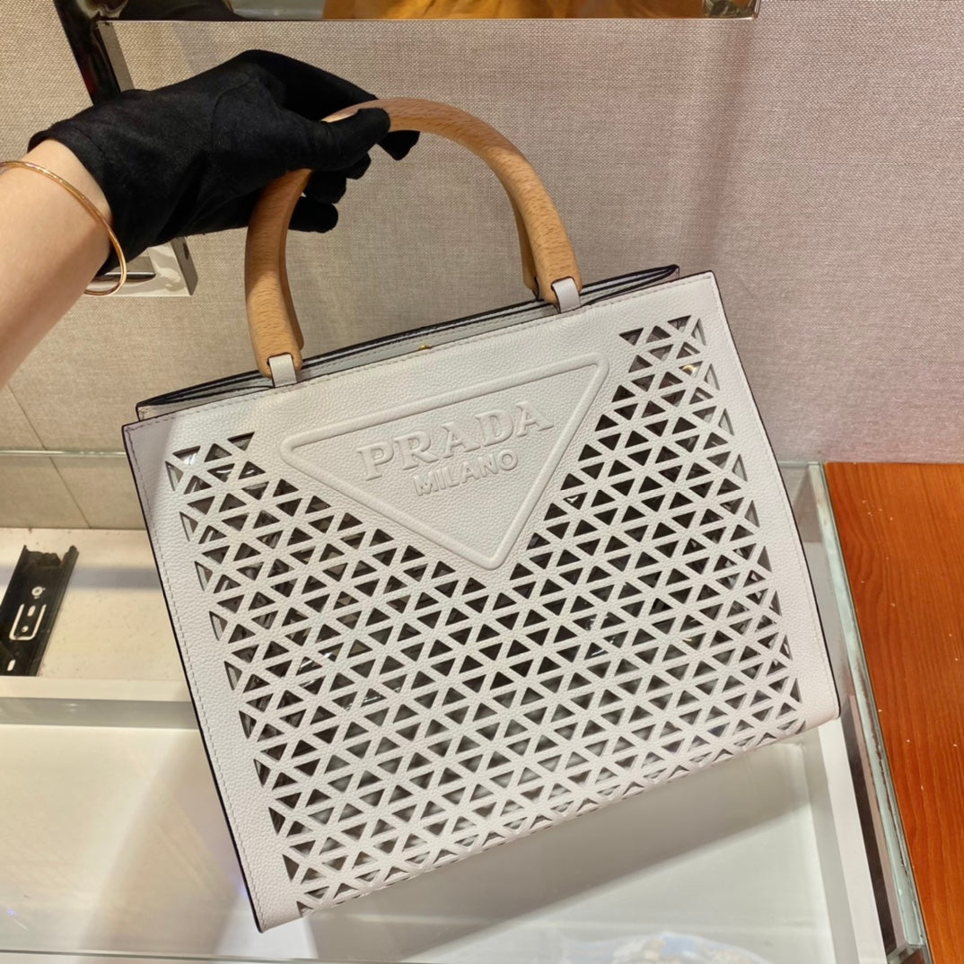 Women bag