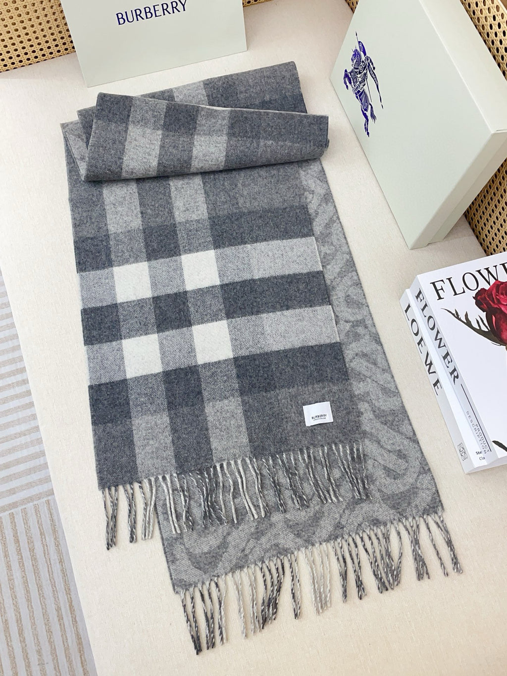 Unisex scarf