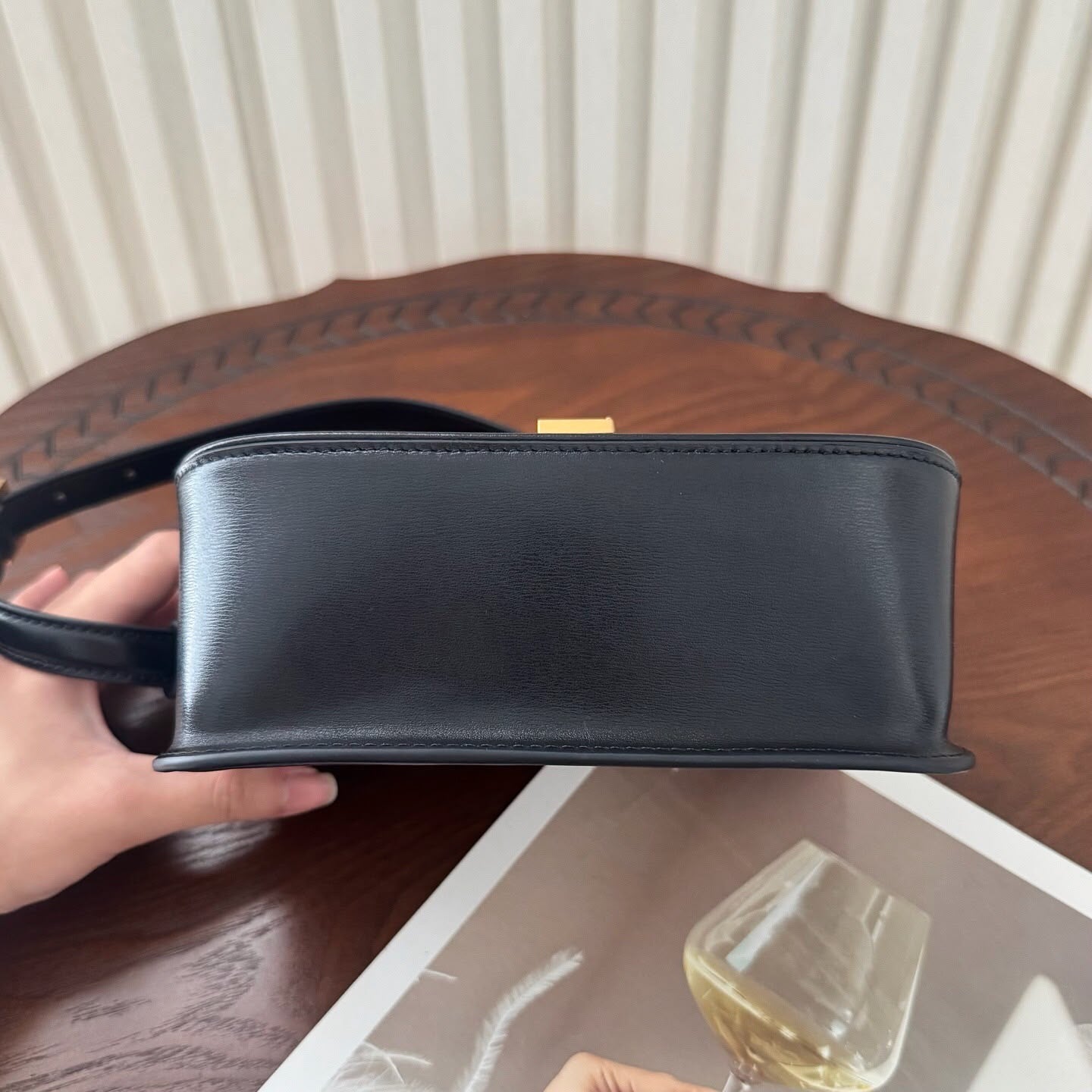 Women bag